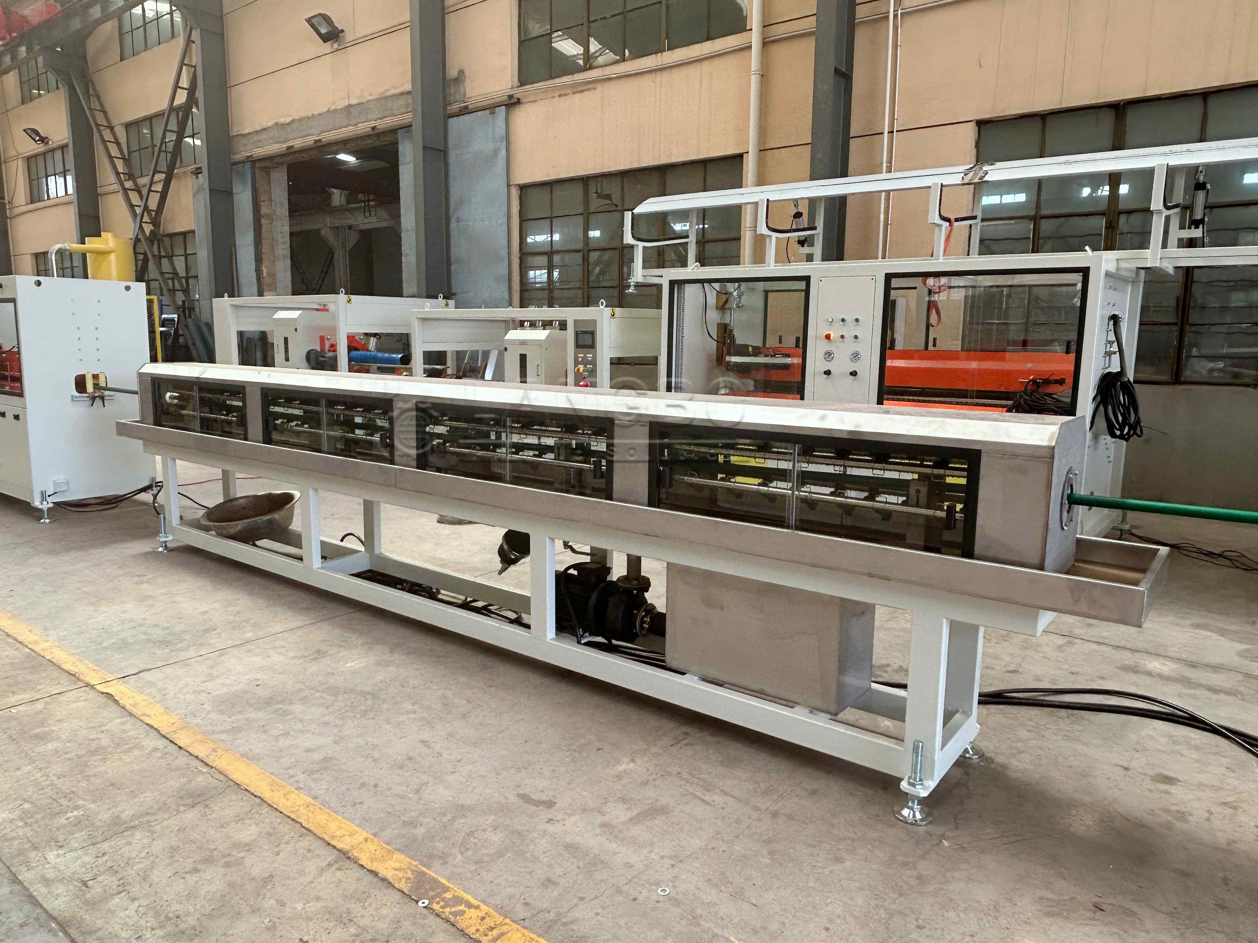 Dernière affaire concernant PPR Pipe Extrusion Line Project for Hot and Cold Water Pipe Manufacturing in Albania