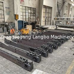 Zhangjiagang Langbo Machinery Co. Ltd. ligne de production en usine