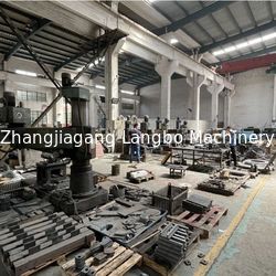Zhangjiagang Langbo Machinery Co. Ltd. ligne de production en usine