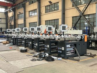 Zhangjiagang Langbo Machinery Co. Ltd. ligne de production en usine