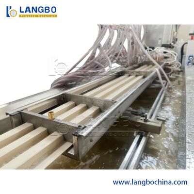qualité  High-Quality Bamboo Fiber PVC Plastic Grating Panels Waterproof Sheets for Decoration Usine