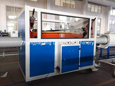 Ligne tube isolant en plastique d'extrusion de tuyau de PVC d'eaux usées de machine