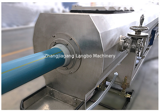 Facile d'exploitation en plastique HDPE PE Pipe Extrusion Machine de fabrication de ligne de production