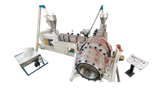 Ligne de production de tubes en PVC à haut rendement Machine d'extrusion plastique