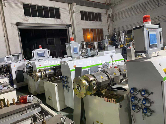 Ligne de production de tuyaux en PVC à haute production et productivité