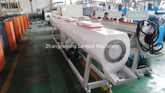 Pièces d'alimentation en eau en PVC/pièces d'évacuation d'eau/pièces d'eau sanitaire/machine de fabrication de tubes
