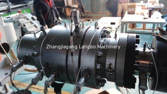 Chaîne de production de tuyau de drainage de PVC 160KW 20 - 63mm