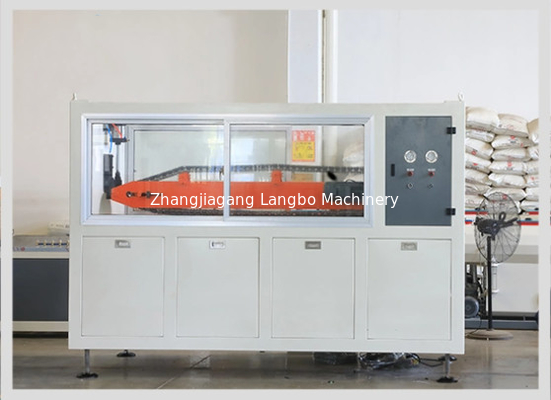 ligne jumelle conique d'extrusion de tuyau de la vis 55kw avec la sortie 400kg/H