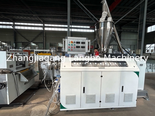 Co ligne d'extrusion Wpc extérieure avec gravure 3D
