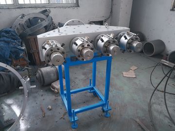 Ligne d'extrusion de tuyau de PVC de quatre brins puissance électrique du moteur 55/37KW de conduit