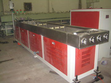 Le PVC des biens quatre vis de double siffle capacité 250KG/H/350KG/H de fabrication de machine