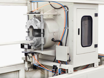 Ligne professionnelle d'extrusion de tuyau de HDPE, machine en plastique d'extrusion de tuyau de taille moyenne