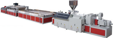 ligne d'extrusion de panneau de mousse de PVC 380V pour l'industrie de décoration d'architecture