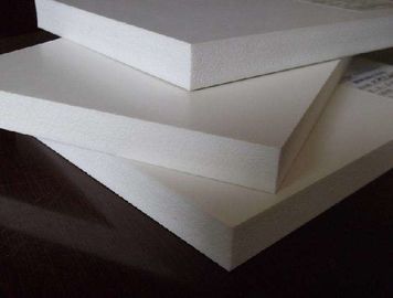 ligne d'extrusion de panneau de mousse de PVC 380V pour l'industrie de décoration d'architecture