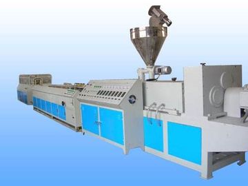 Ligne automatique 120 d'extrusion de profil de WPC - capacité de sortie 150Kg/H