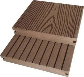 ligne d'extrusion de profil de 380v WPC haut produit de la chaleur/résistance aux chocs