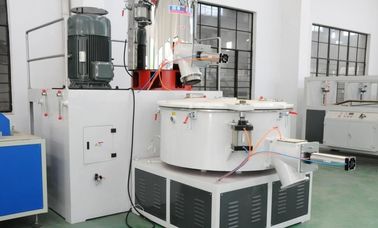 Mélangeur de plastique à haute technologie à haute vitesse et à chauffage en PVC entièrement automatique