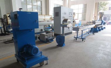 Machine en plastique de recyclage des déchets de nouvel état, ligne de réutilisation en plastique de 100 - 300 kilowatts