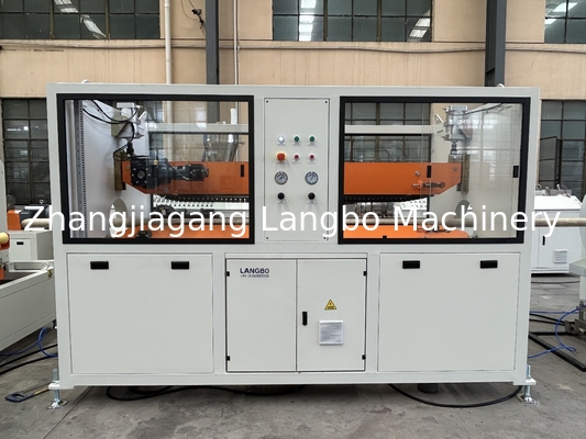Nouvelle machine à extruder des tuyaux en PVC à double vis
