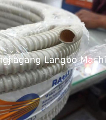 Ligne d'extrusion de tuyaux en PVC en spirale de 16 à 75 mm