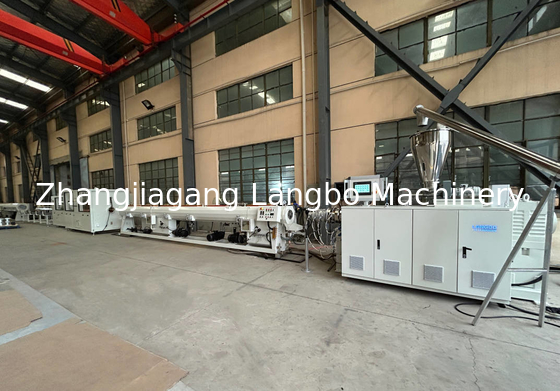 Ligne d'extrusion automatique de tuyaux CPVC PLC avec dia 20-110 mm