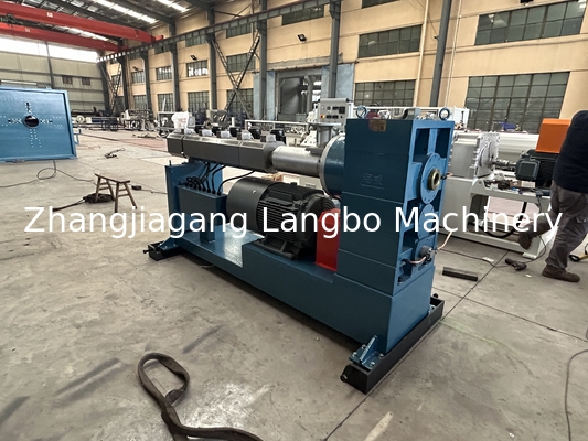 Machine de fabrication de tubes HDPE en plastique ligne de production de tubes PE