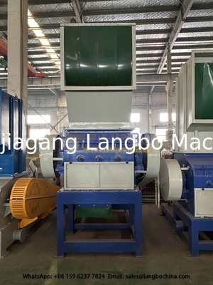 37 kW concasseur pour tuyaux en PVC ligne de machine de recyclage des déchets plastiques