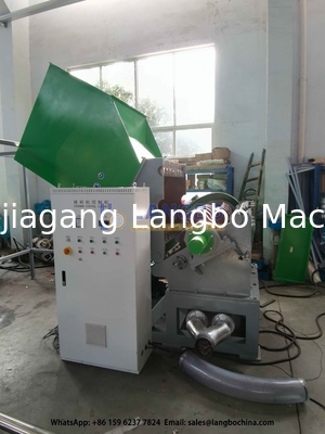 Machine de recyclage des déchets plastiques
