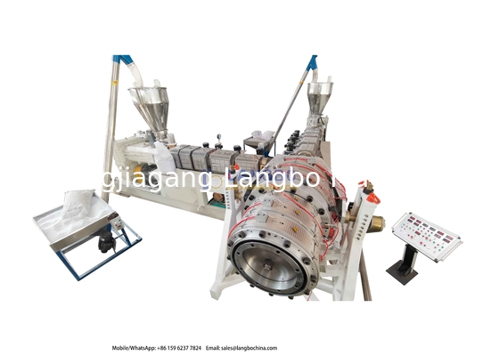 Ligne de production de tuyaux en UPVC de grande diamètre de haute qualité pour 450-800 mm