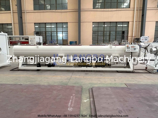 Machine de production d'extrudeuse de tuyaux en plastique ondulé simple paroi en PVC