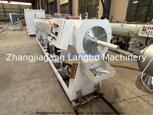 Machine de fabrication de tuyaux en PVC avec extrudeuse à double vis parallèle pour conduites électriques d'approvisionnement en eau, égouts, décoration chimique