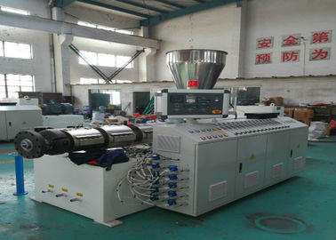 Fabrication jumelle de tube de PVC de vis de tuyau de PVC de gestion par ordinateur de machine en plastique d'extrusion