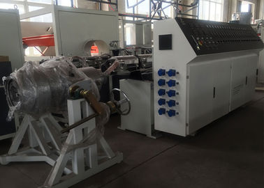 Tube en plastique de vis simple faisant la machine, ligne adaptée aux besoins du client d'extrusion de tuyau de PE