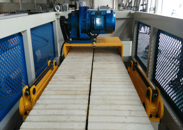 Compatibilité avec les moules de plusieurs tailles Extrudeuse de panneaux de profilés en PVC PC Machine de fabrication d'extrusion de feuille creuse