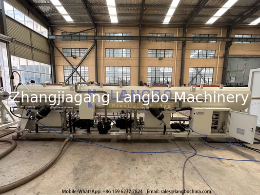 Machine de fabrication d'extrudeuses de tuyaux en PVC pour l'alimentation en eau au gaz