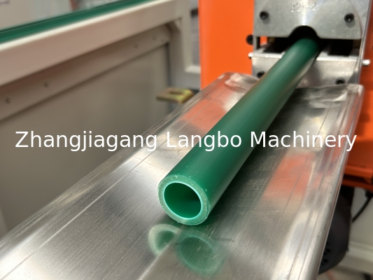 Profil en plastique à grande vitesse PPR Tuyaux de drainage d'eau de fabrication d'extrusion Single vis