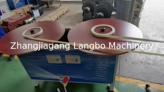1180MM Machine de fabrication de profilés en plastique ligne d'extrusion PVC