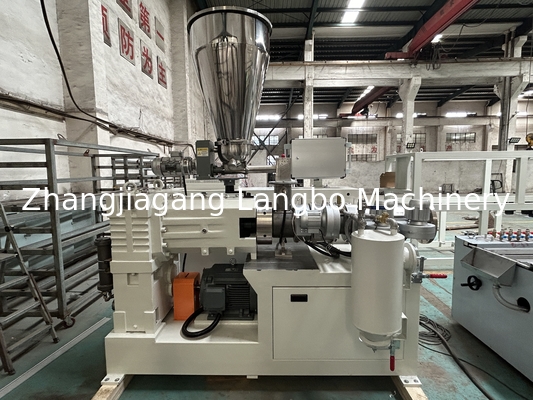 1180 mm taille de profil Machine de fabrication de tronc de câble en PVC avec table d'étalonnage de 8 m