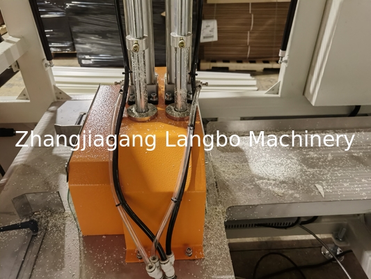 Équipement de fabrication de troncs en PVC Machine d'extrusion de troncs en plastique