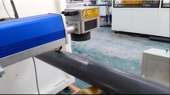 Imprimante laser UV-50W pour l'impression personnalisable sur les raccords de tuyaux