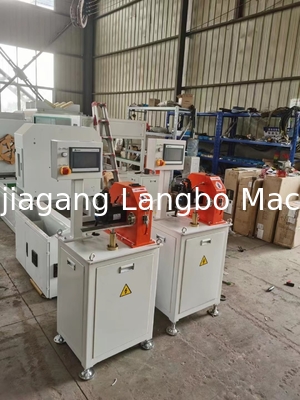 Ligne de production de machines de fabrication de tubes en PVC électriques en plastique / ligne d'extrusion de tubes de conduits en PVC