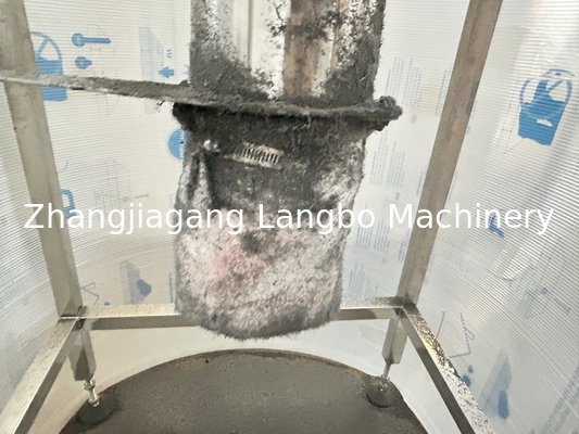 Machine d'extrusion de profilés de panneaux muraux en bois plastique WPC / ligne d'extrusion