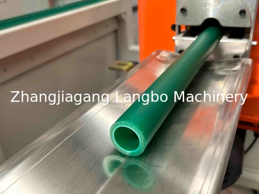Extrudeuse monovis en plastique double, triple et triple couche pour la production de tuyaux et tubes en PPR pour l'irrigation, l'alimentation en eau, l'énergie, le gaz et la plomberie.