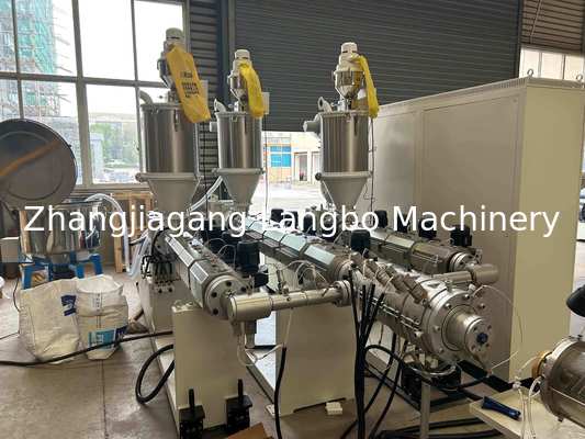Ligne de production pour la fabrication d'extrusion de tuyaux en PPR en plastique