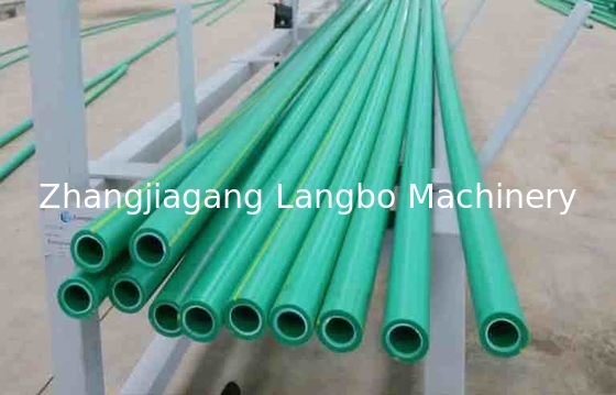 Ligne de machine d'extrusion de tuyaux en PPR en plastique pour la fabrication de tuyaux électriques de tuyaux à eau