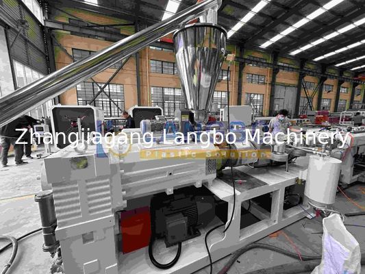 Nouvelle extrudeuse à double vis de vente chaude mondiale pour PP PE plastique et machine de fabrication de tuyaux en PVC