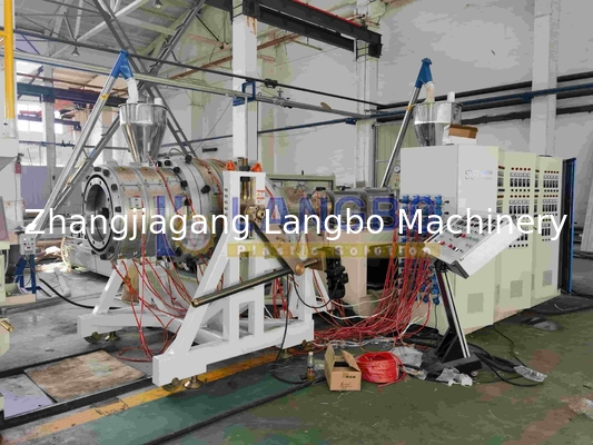 Machine d'extrusion de tuyaux en plastique en promotion pour la fabrication de PE PP HDPE pour l'alimentation en gaz et en eau PVC PPR Pert