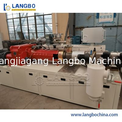 Ligne d'extrusion pour la production de tuyaux en PVC de 25mm à 63mm