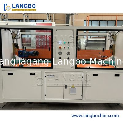 Machinerie pour la fabrication de tubes rigides de câblage électrique