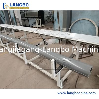 Machine d'extrusion de plastique Équipement plastique Extrudeuse de tuyaux PVC PP PE Ligne de production de fabrication de machines